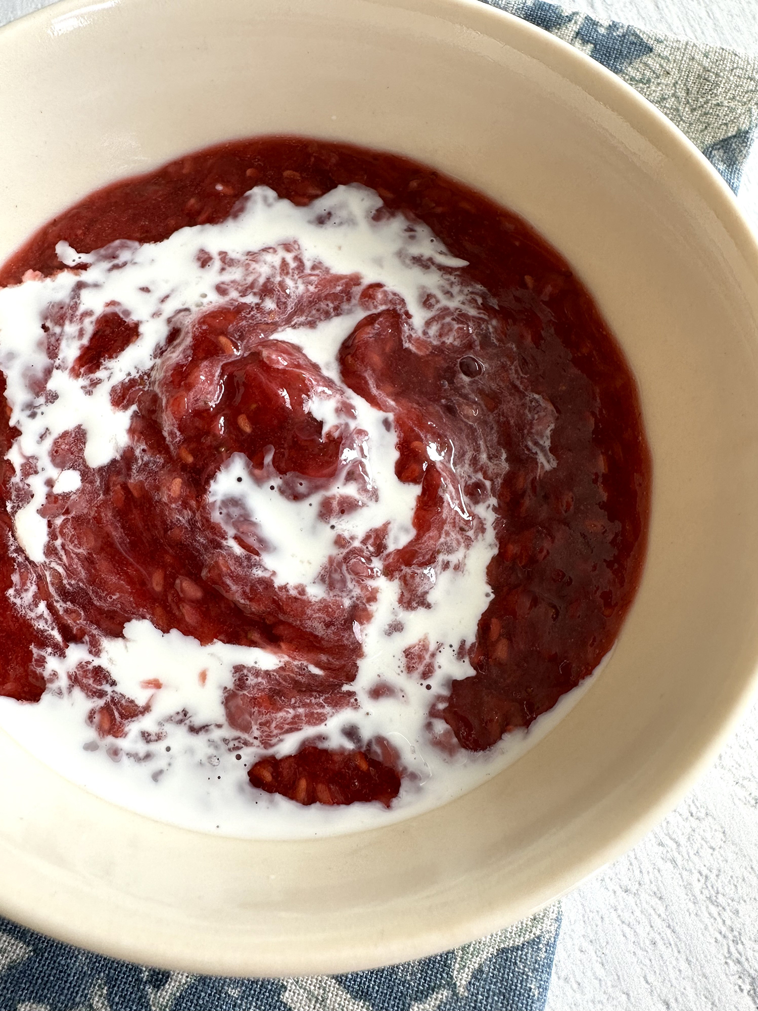 Red Berry Porridge - Rødgrød (vegan)