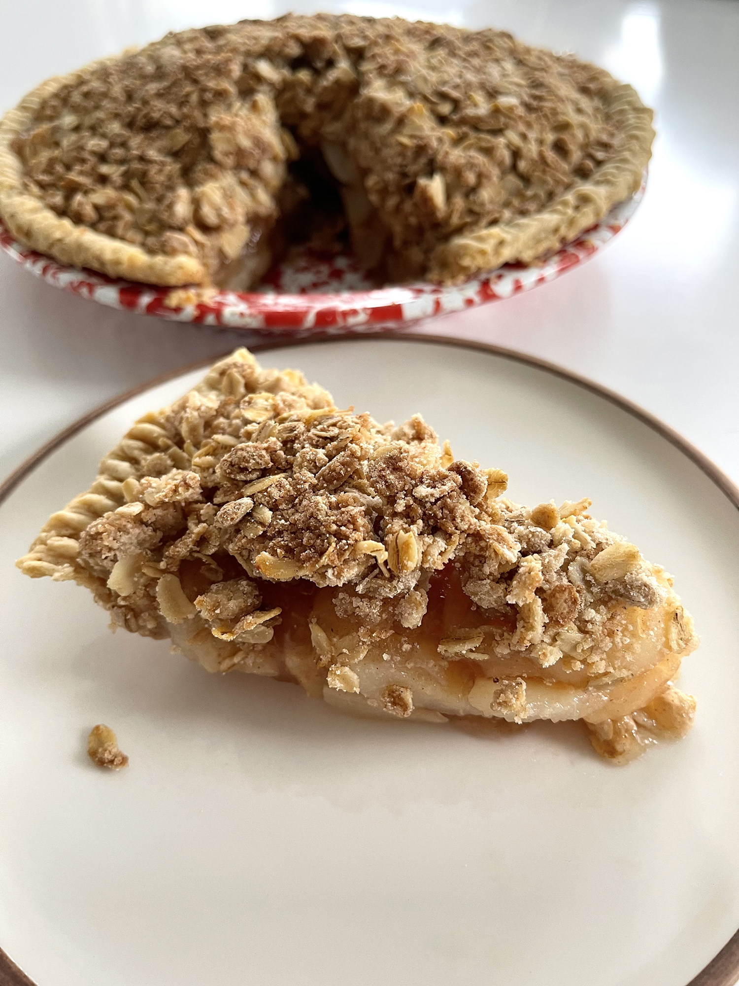 Gluten-Free Pear Crumble Pie